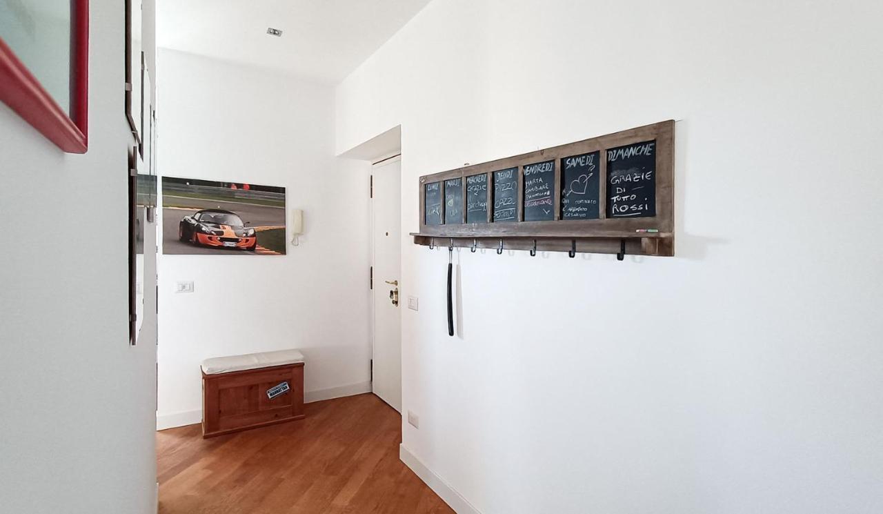Suite Lotus Senna Milano Esterno foto